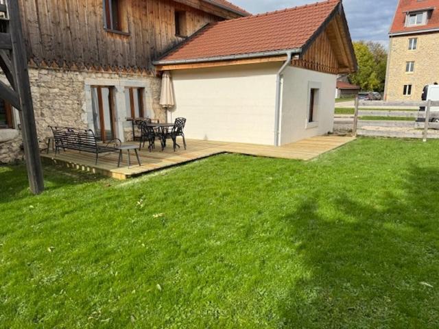 La Petite Marguerite Apartment Les Fourgs Exterior photo